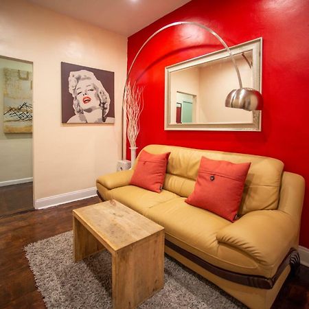 Private Room In A Shared Apartment 15 Minutes To Times Square! New York Kültér fotó