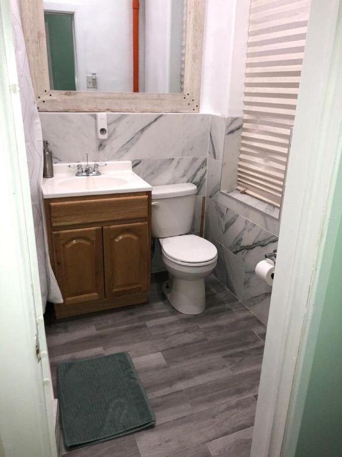 Private Room In A Shared Apartment 15 Minutes To Times Square! New York Kültér fotó