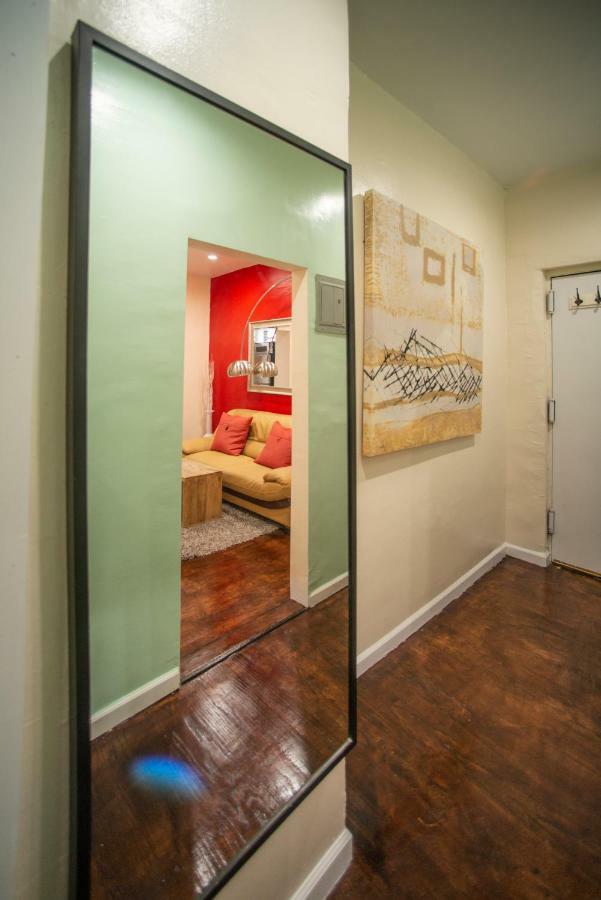 Private Room In A Shared Apartment 15 Minutes To Times Square! New York Kültér fotó